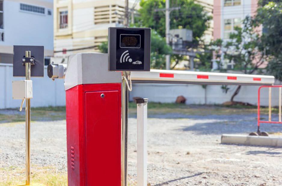 Boom Barrier with RFID Reader Solutions
